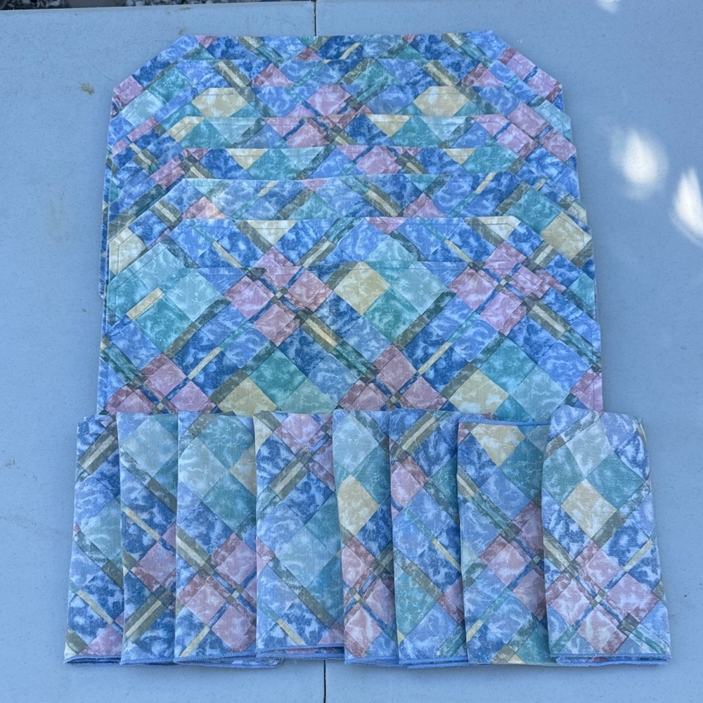 Vintage 70s/80s Retro Multicolor Place Settings Mats and Napkins Set of 8